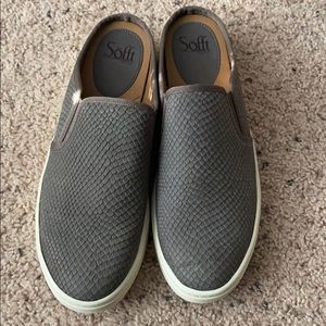Sofft mule sneakers grey brand new size 9
